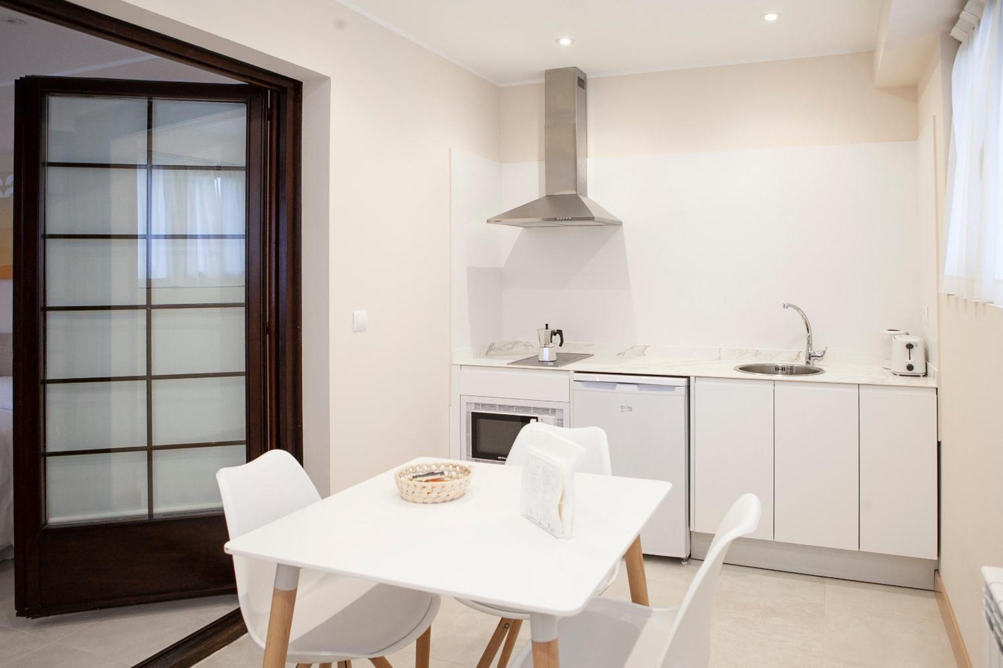Apartamentos La Canal Soto de la Marina Exteriör bild