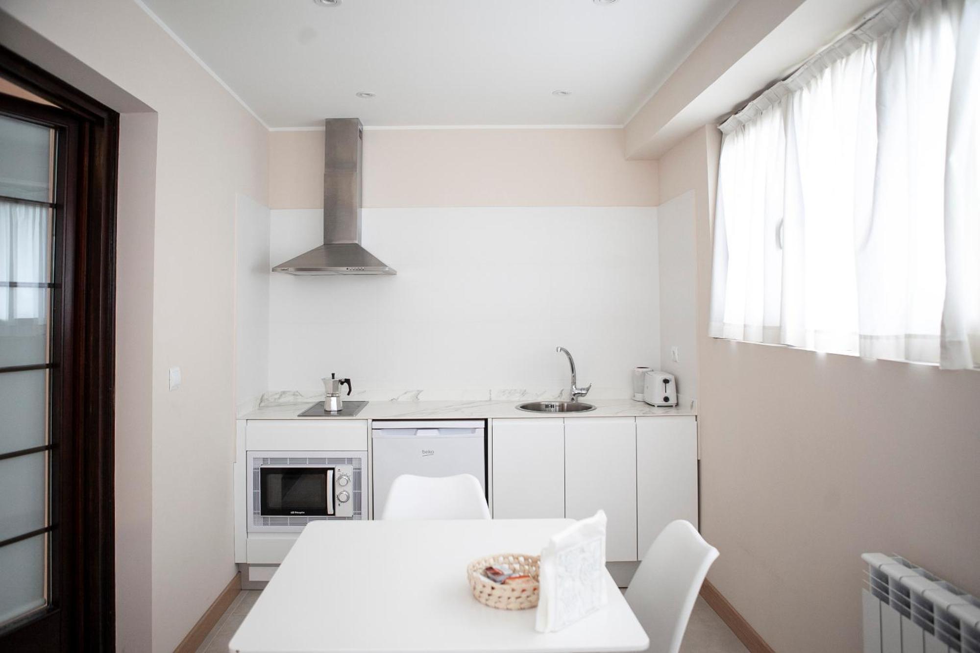 Apartamentos La Canal Soto de la Marina Exteriör bild