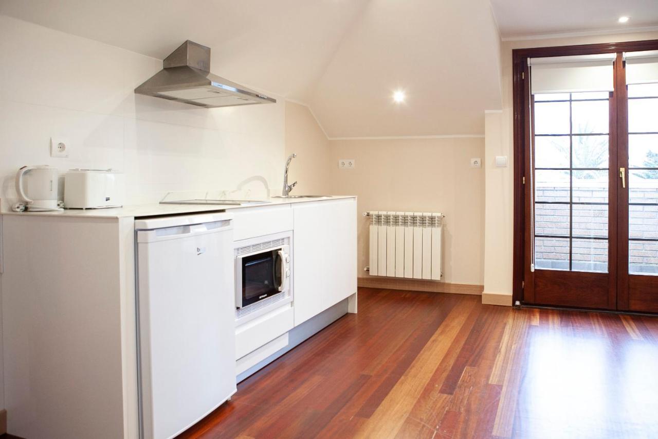Apartamentos La Canal Soto de la Marina Exteriör bild