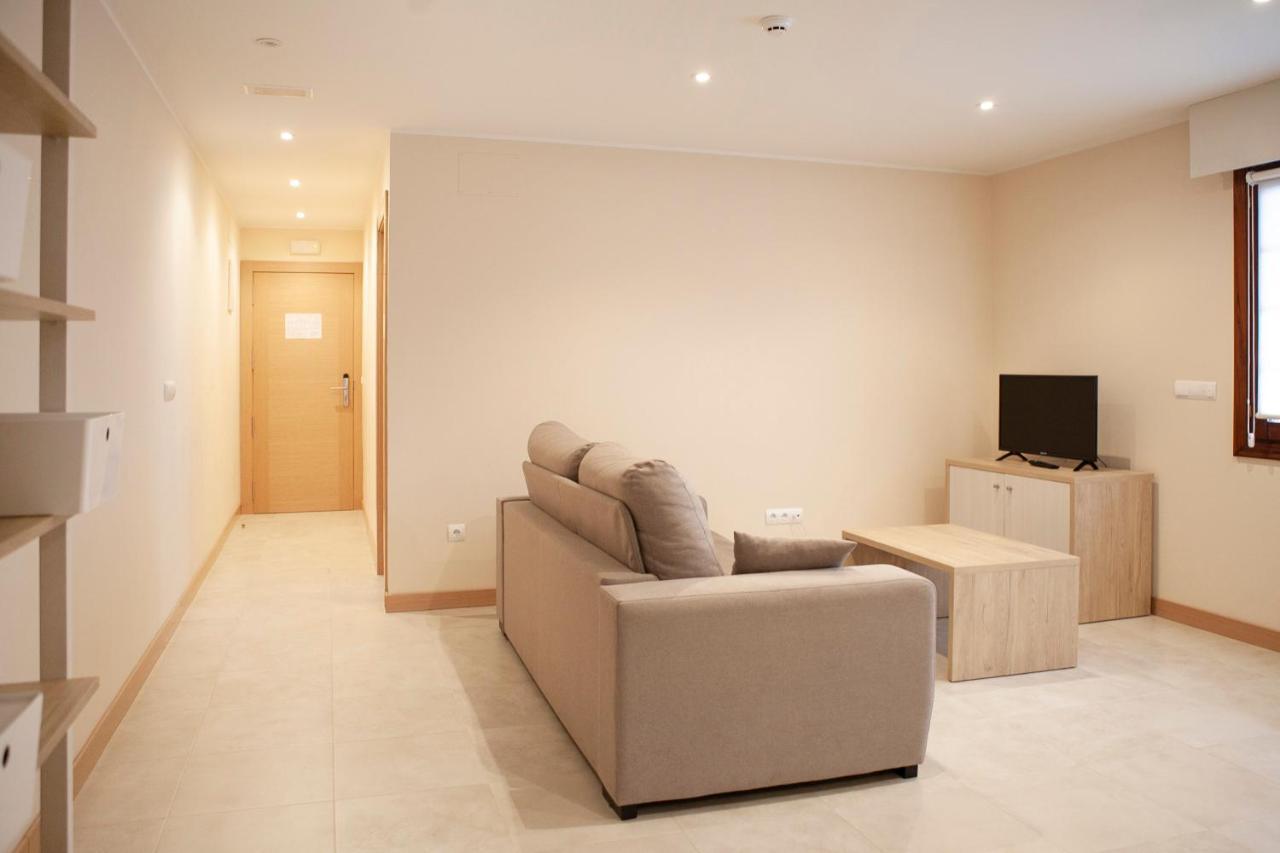 Apartamentos La Canal Soto de la Marina Exteriör bild