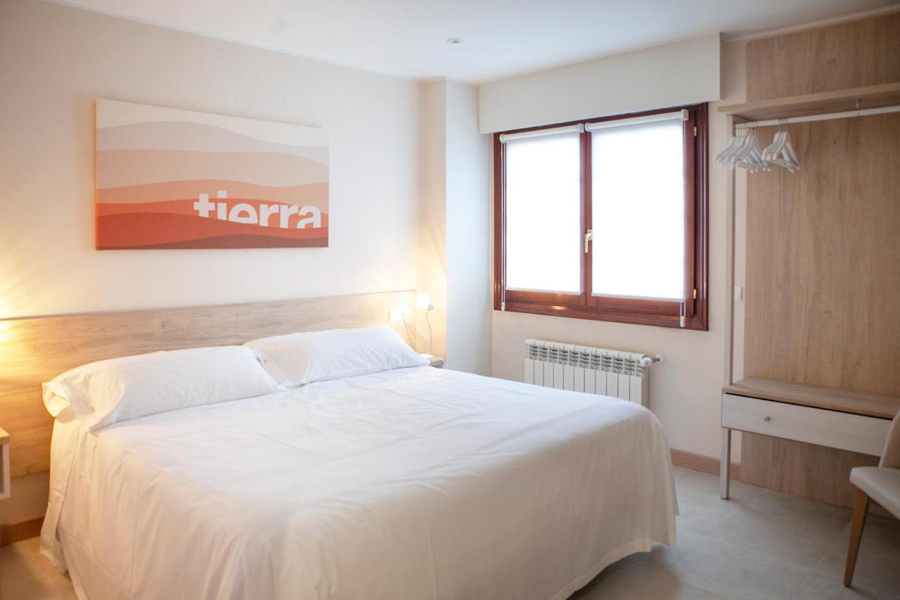 Apartamentos La Canal Soto de la Marina Exteriör bild