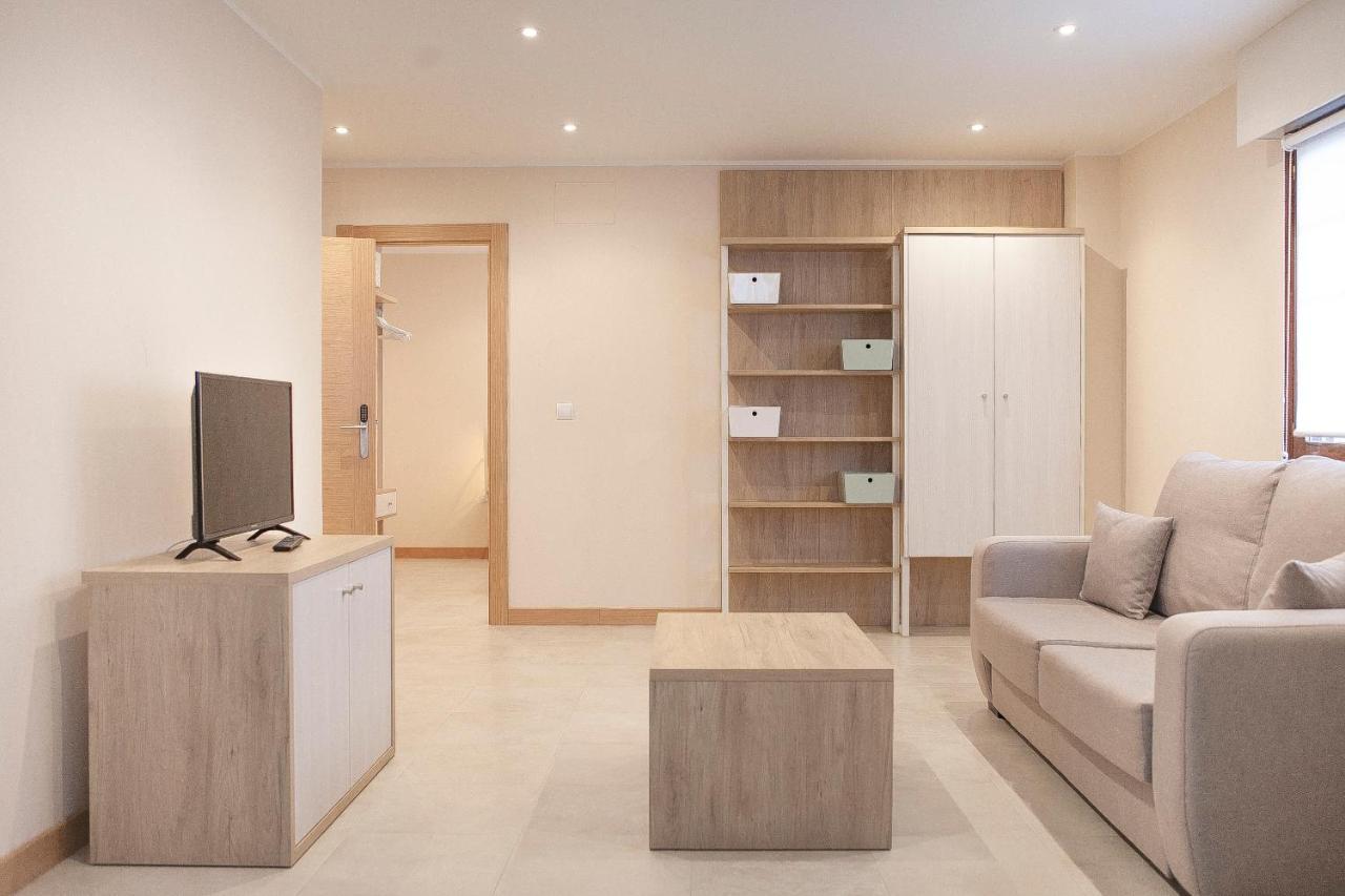 Apartamentos La Canal Soto de la Marina Exteriör bild